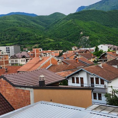 Lovely 1 Bedroom Within Walking Distance, Views Peje Exteriér fotografie