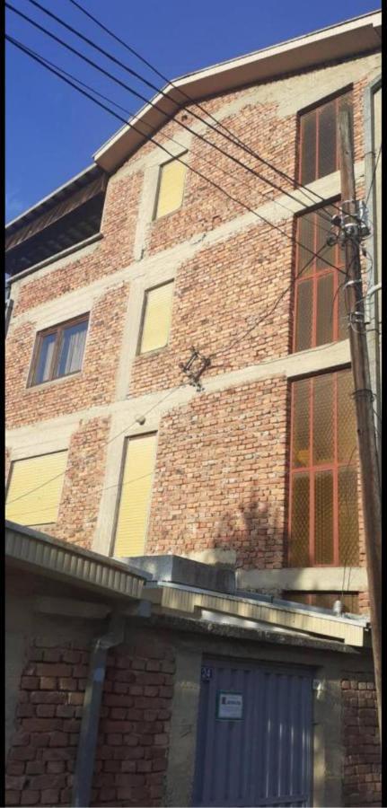 Lovely 1 Bedroom Within Walking Distance, Views Peje Exteriér fotografie