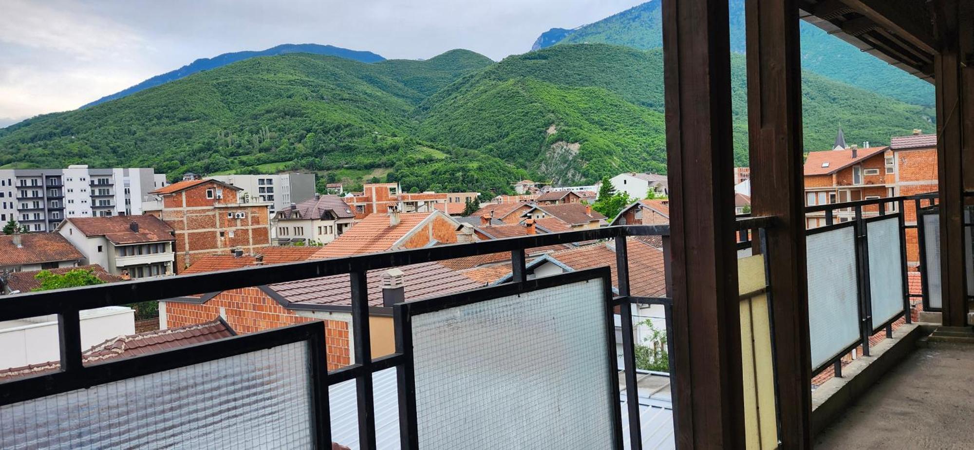 Lovely 1 Bedroom Within Walking Distance, Views Peje Exteriér fotografie