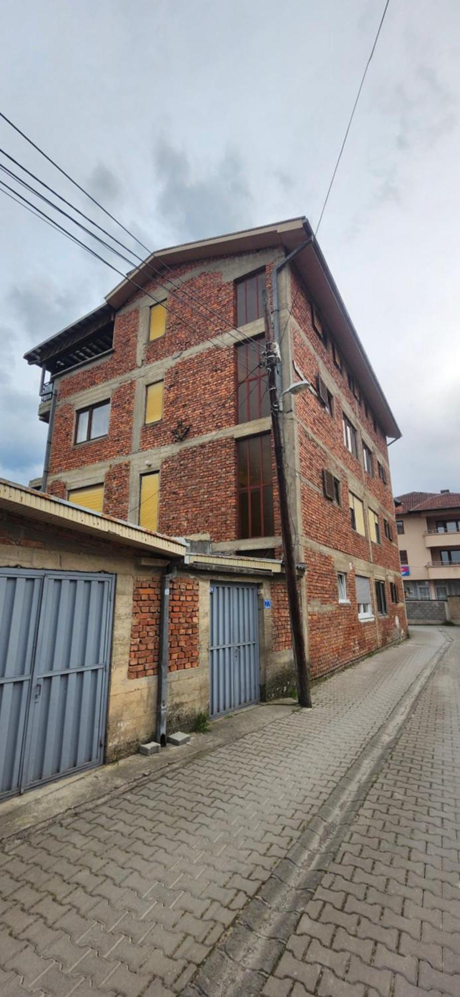 Lovely 1 Bedroom Within Walking Distance, Views Peje Exteriér fotografie
