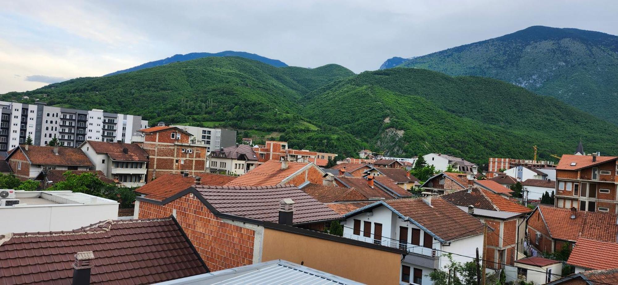 Lovely 1 Bedroom Within Walking Distance, Views Peje Exteriér fotografie