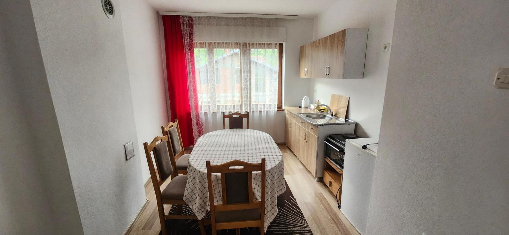Lovely 1 Bedroom Within Walking Distance, Views Peje Exteriér fotografie