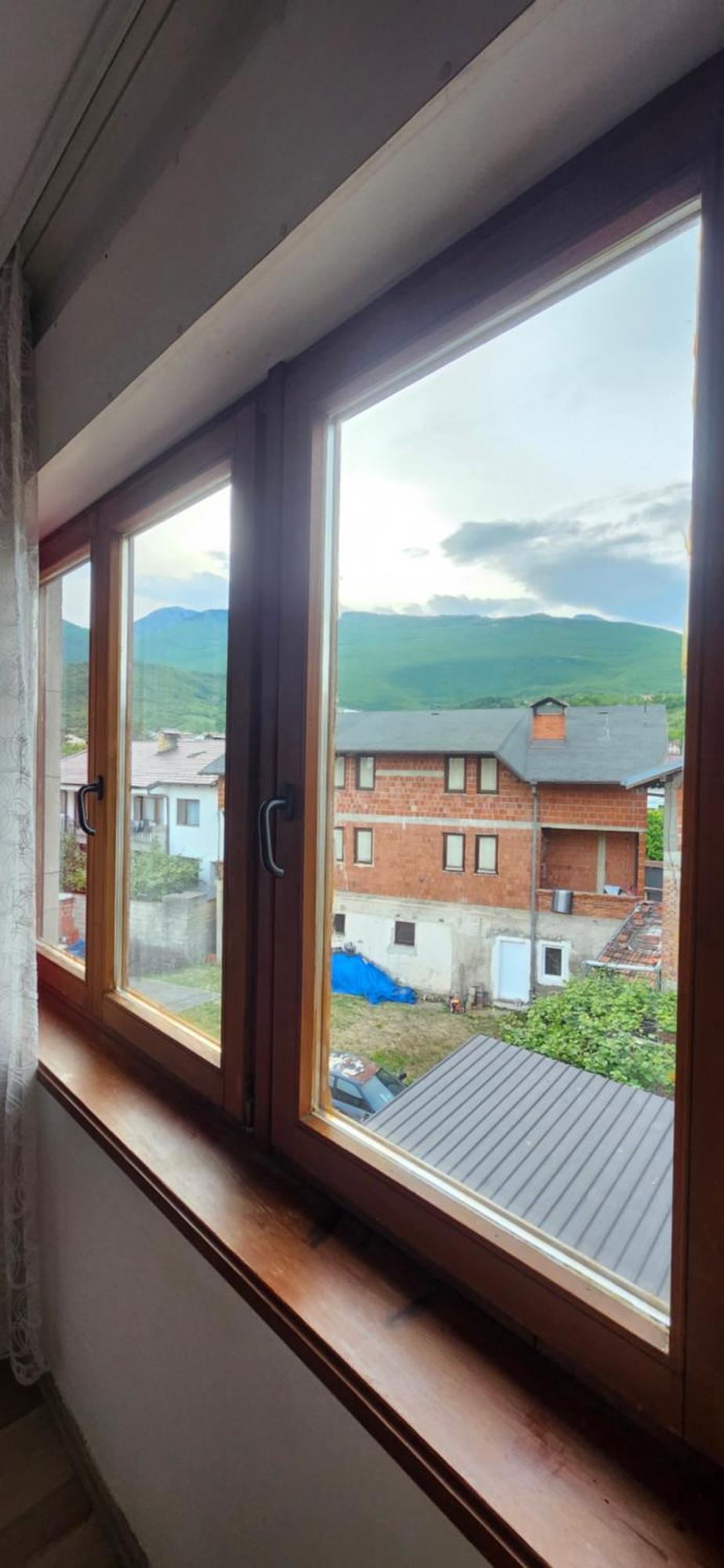 Lovely 1 Bedroom Within Walking Distance, Views Peje Exteriér fotografie
