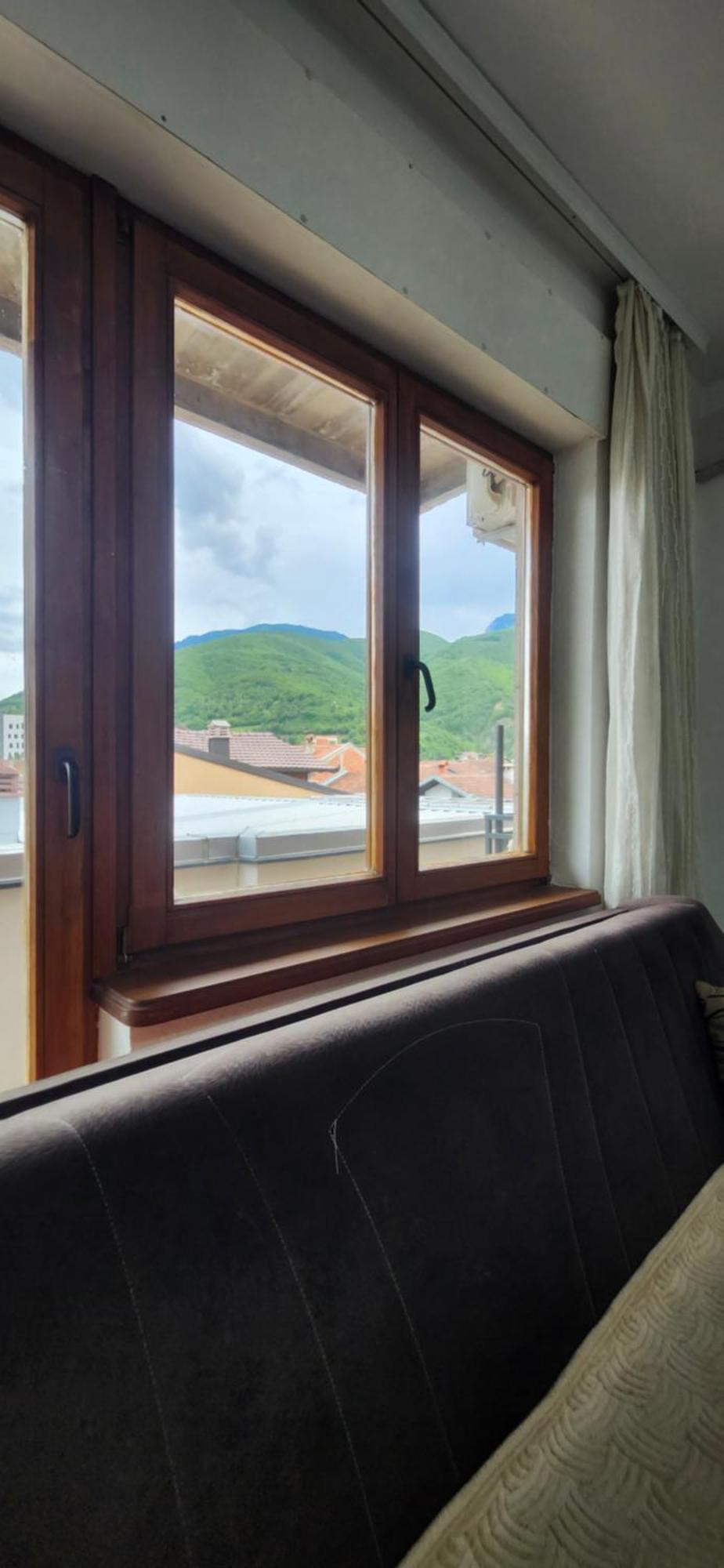 Lovely 1 Bedroom Within Walking Distance, Views Peje Exteriér fotografie