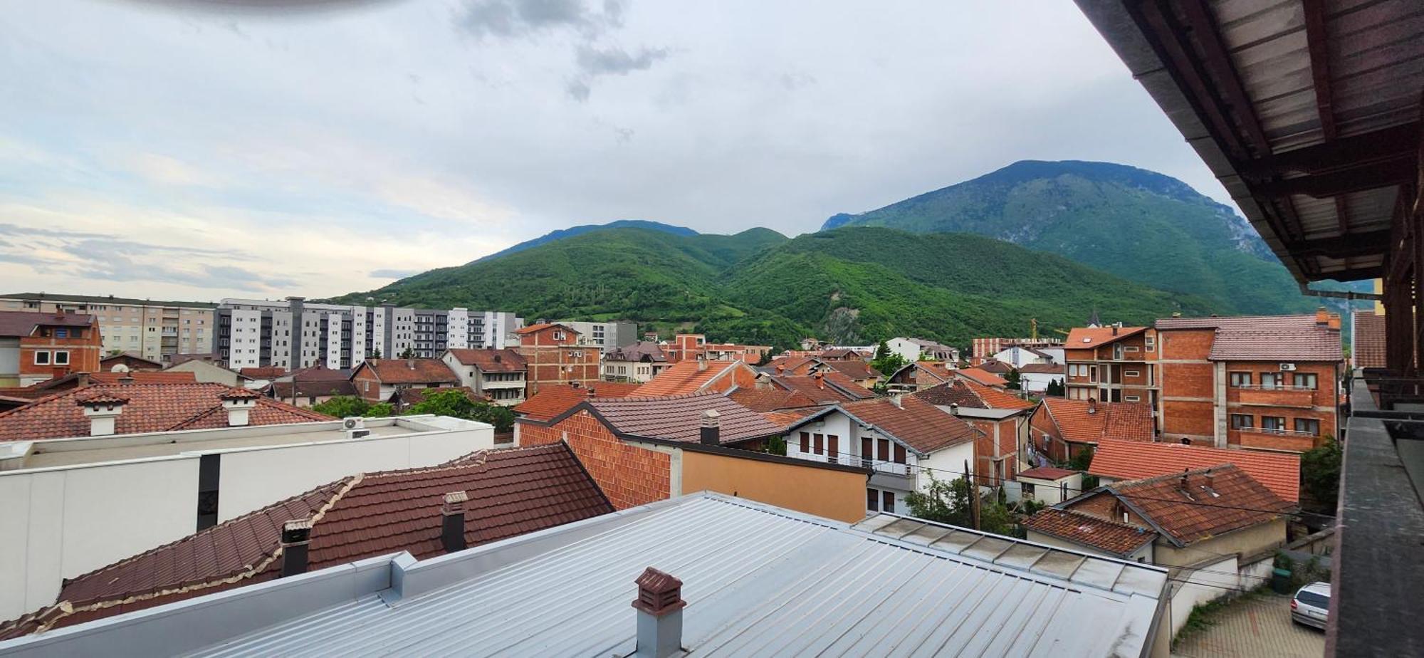 Lovely 1 Bedroom Within Walking Distance, Views Peje Exteriér fotografie