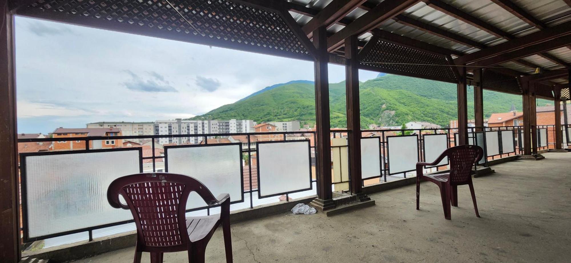 Lovely 1 Bedroom Within Walking Distance, Views Peje Exteriér fotografie